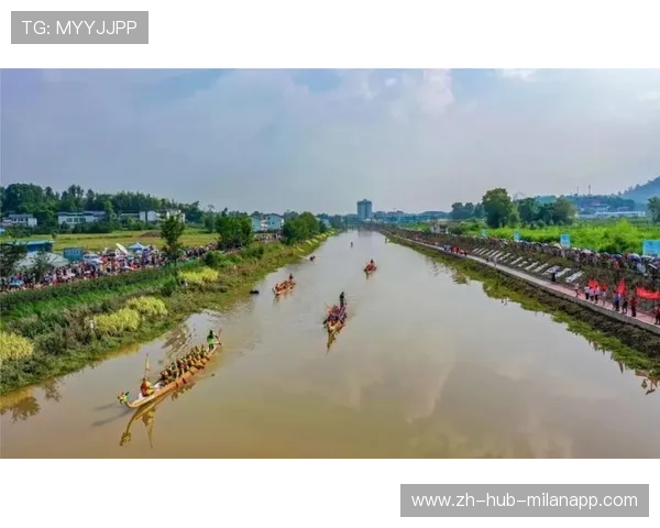 _趣味龙舟比赛:激荡江面团结协作_,龙舟表演赛 _趣味龙舟比赛:激荡江面团结协作_,龙舟表演赛